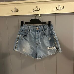 zara denim shorts